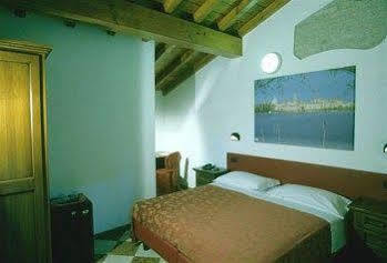 Affittacamere A Casa Dei Gonzaga 3*